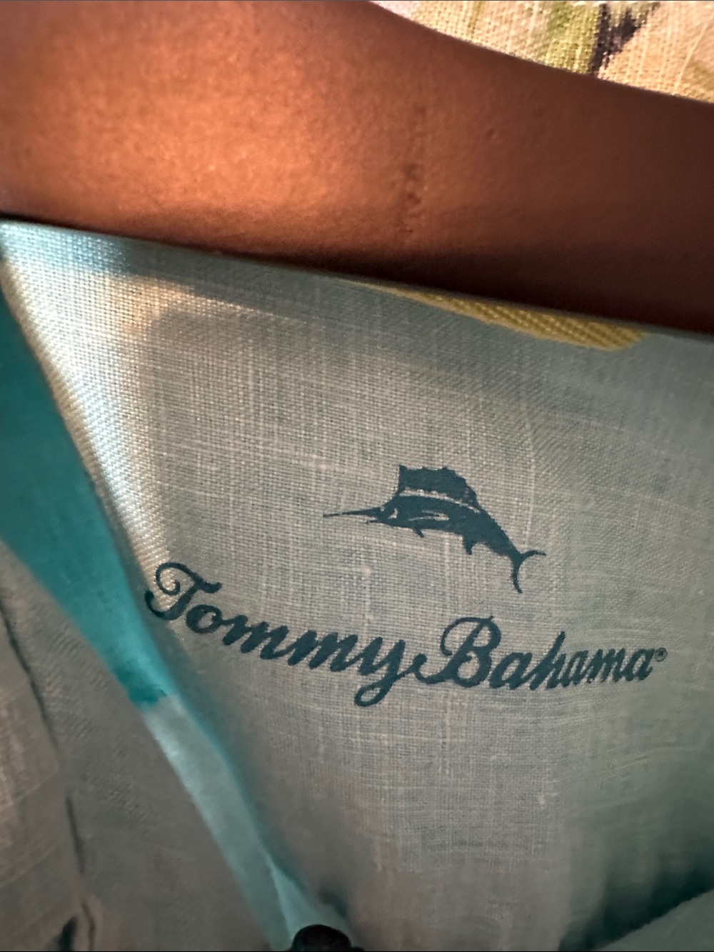 Tommy Bahama Light Aqua Blue 100% Linen Short Sleeve Button Down Shirt XL EUC - Picture 2 of 9